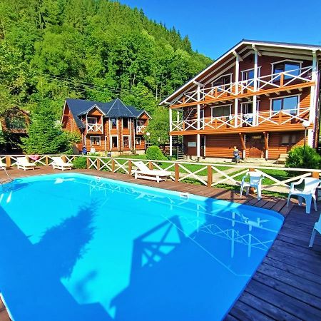 Gorycvit Hotel Verkhniy Yasenov Ngoại thất bức ảnh