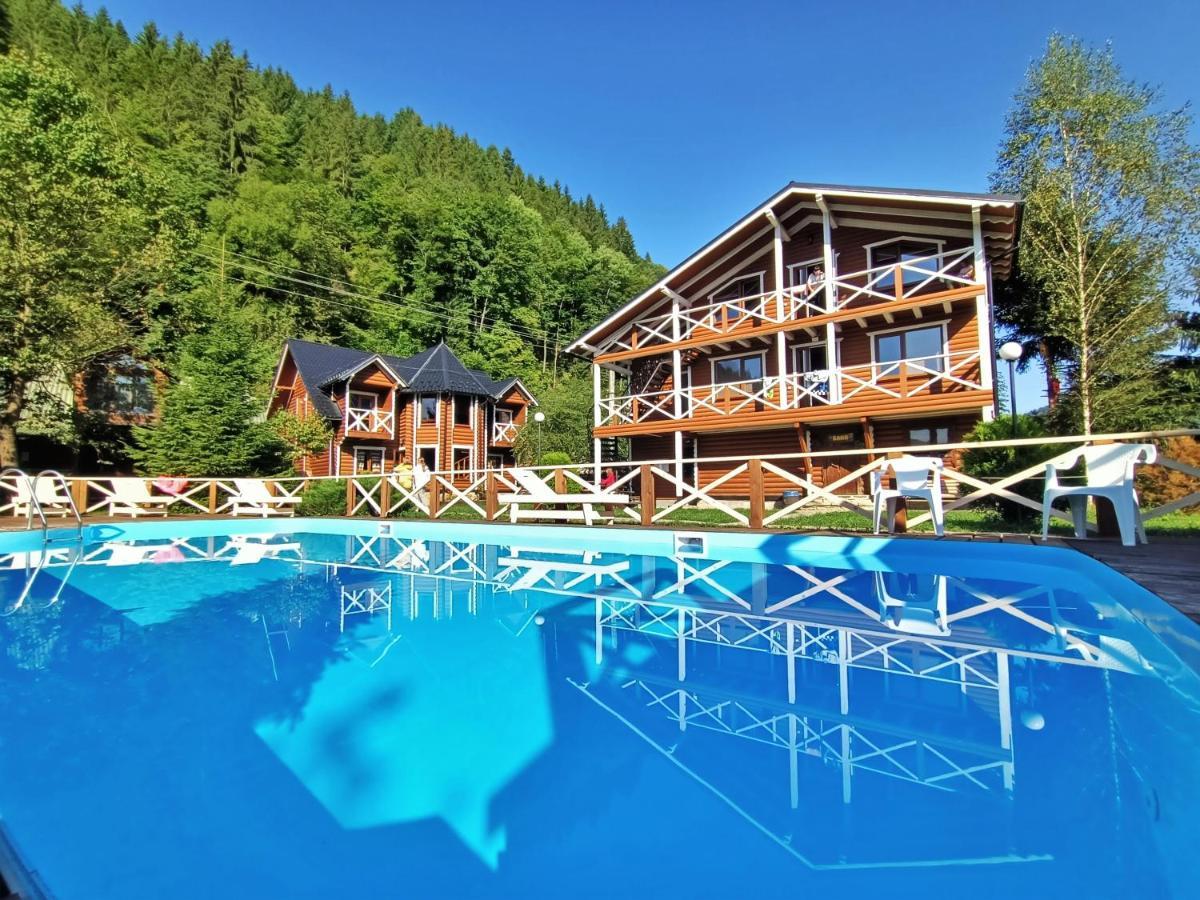 Gorycvit Hotel Verkhniy Yasenov Ngoại thất bức ảnh