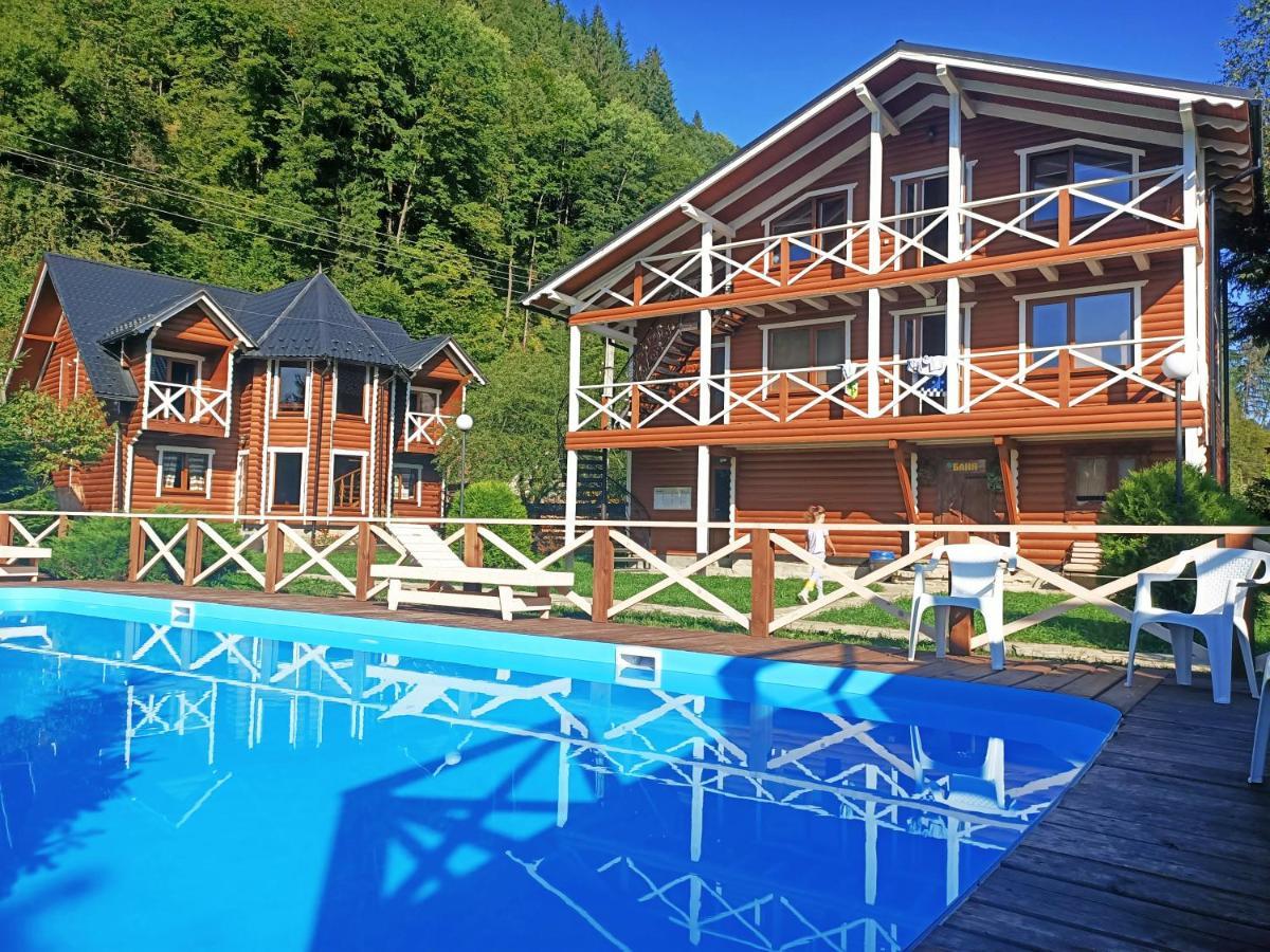 Gorycvit Hotel Verkhniy Yasenov Ngoại thất bức ảnh