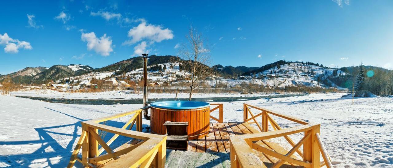 Gorycvit Hotel Verkhniy Yasenov Ngoại thất bức ảnh