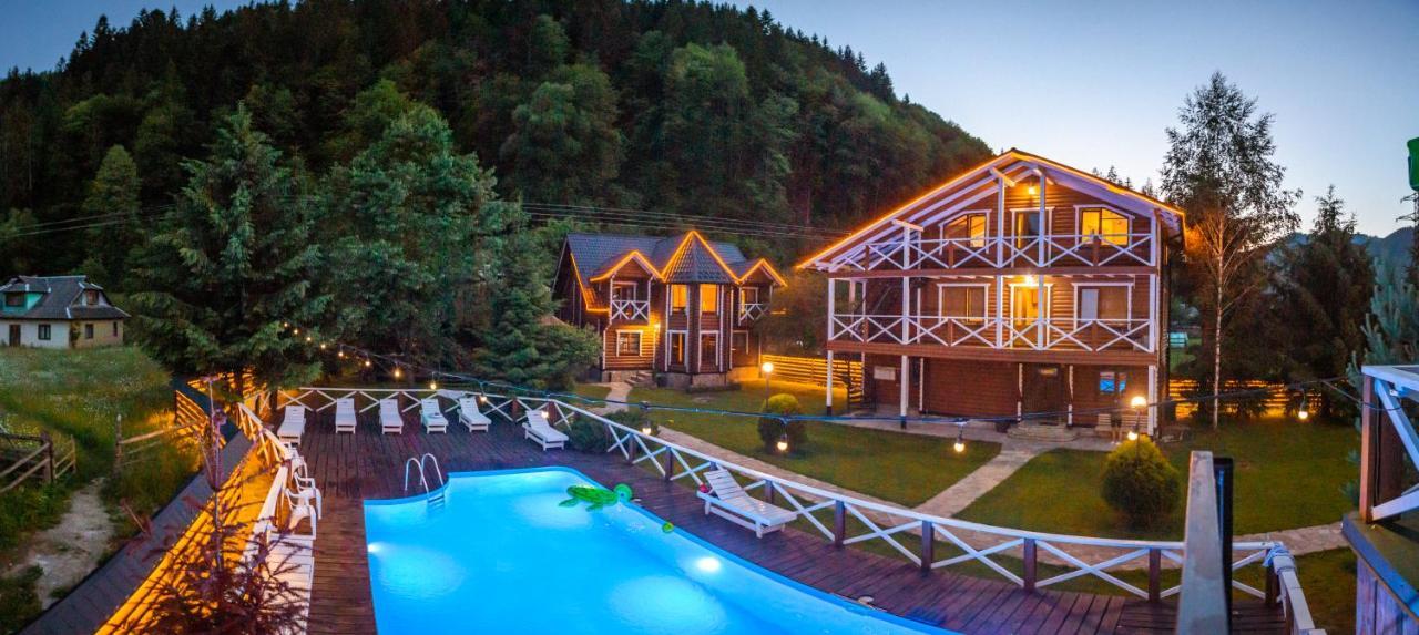 Gorycvit Hotel Verkhniy Yasenov Ngoại thất bức ảnh